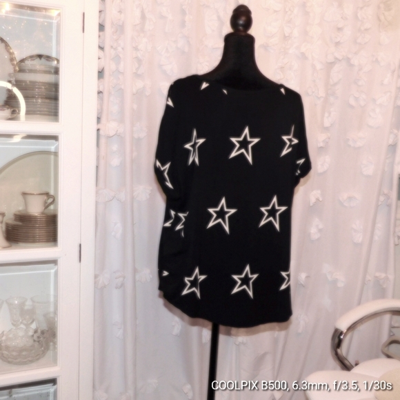 Buffalo David bitton top size medium - Picture 2 of 3